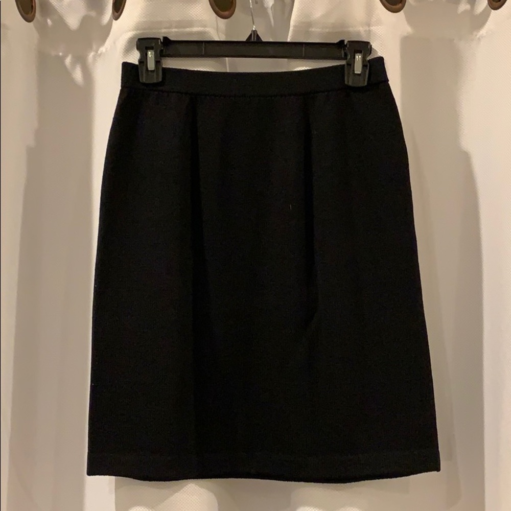 Black St.John knit skirt
